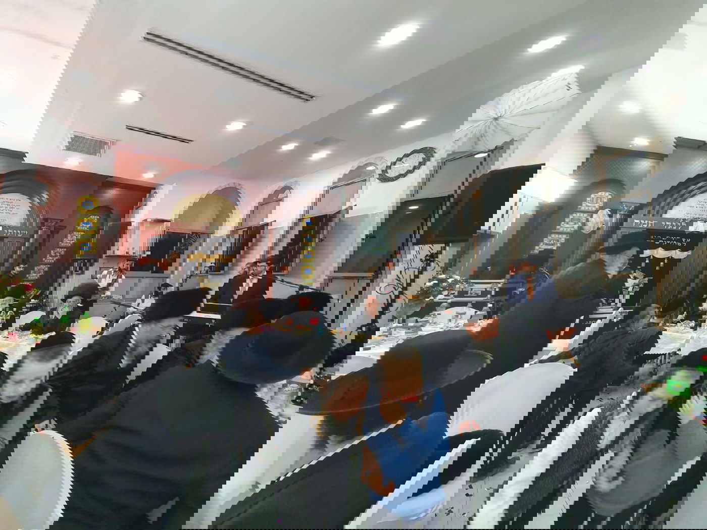 בית המדרש הפך לאולם; חדרו של האדמו"ר ל'חדר ייחוד'