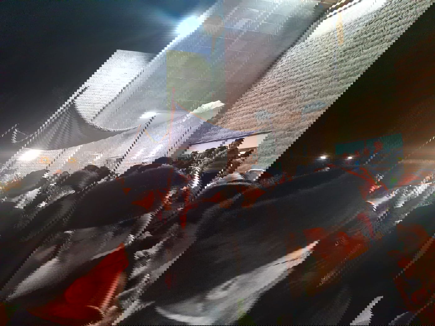 בית המדרש הפך לאולם; חדרו של האדמו"ר ל'חדר ייחוד'