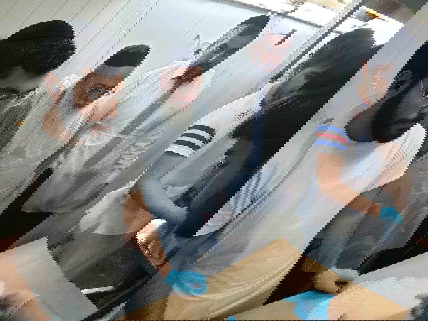 הראשל"צ הגר"ש עמאר הקדים את אפיית המצות