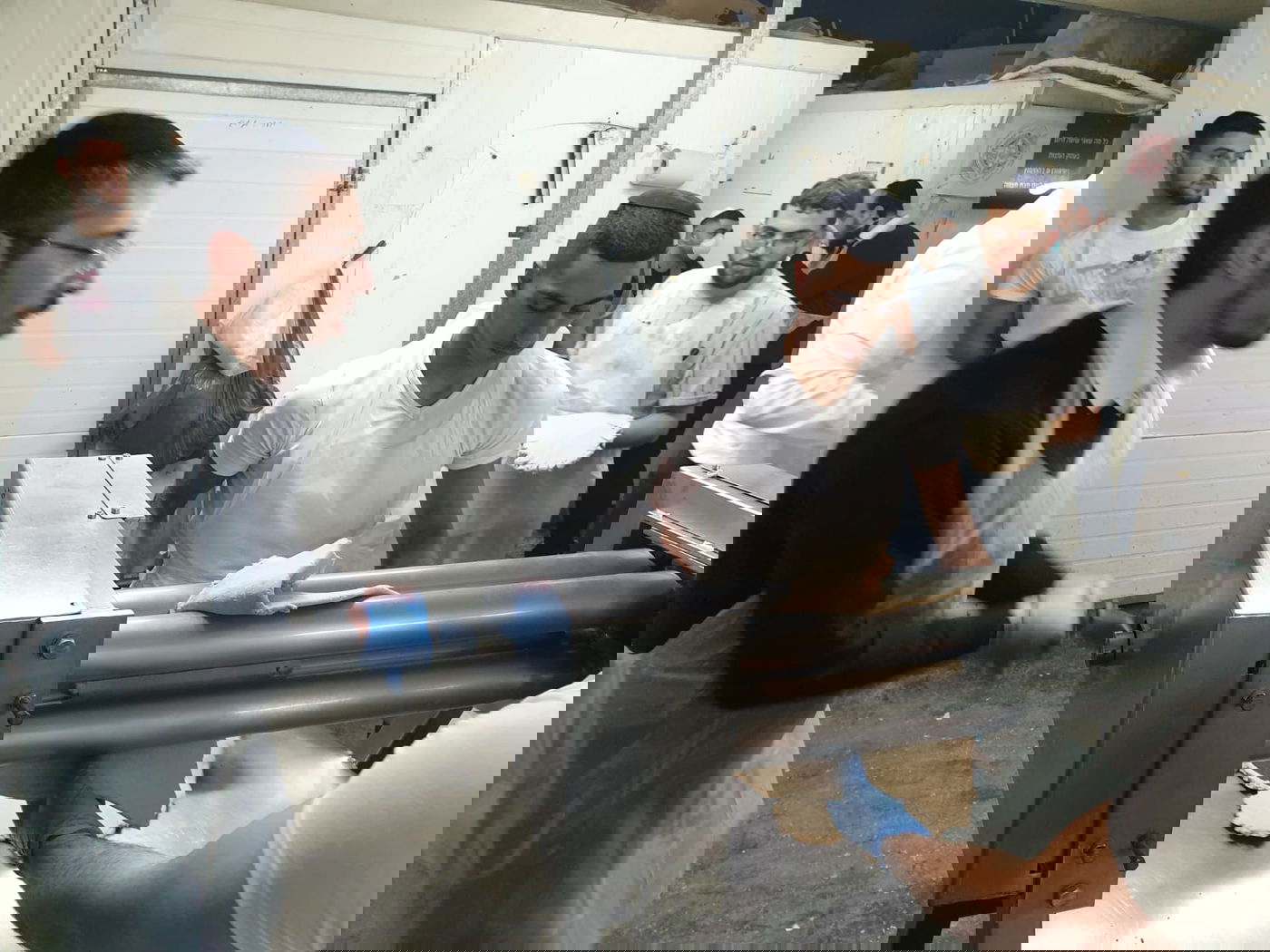 הראשל"צ הגר"ש עמאר הקדים את אפיית המצות