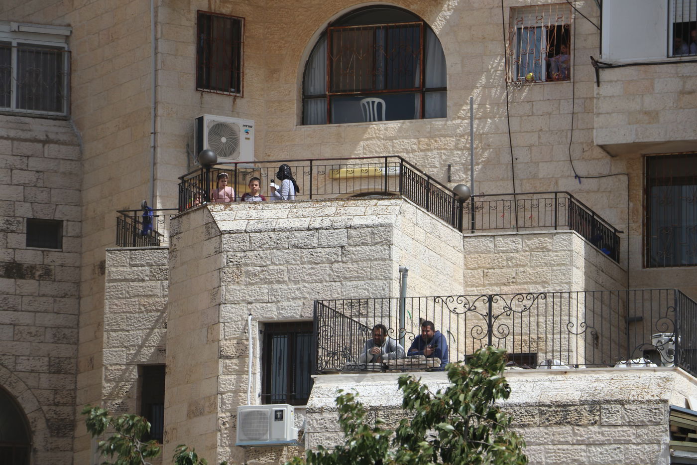 המשאית של ליאון שימחה בהר נוף • תיעוד