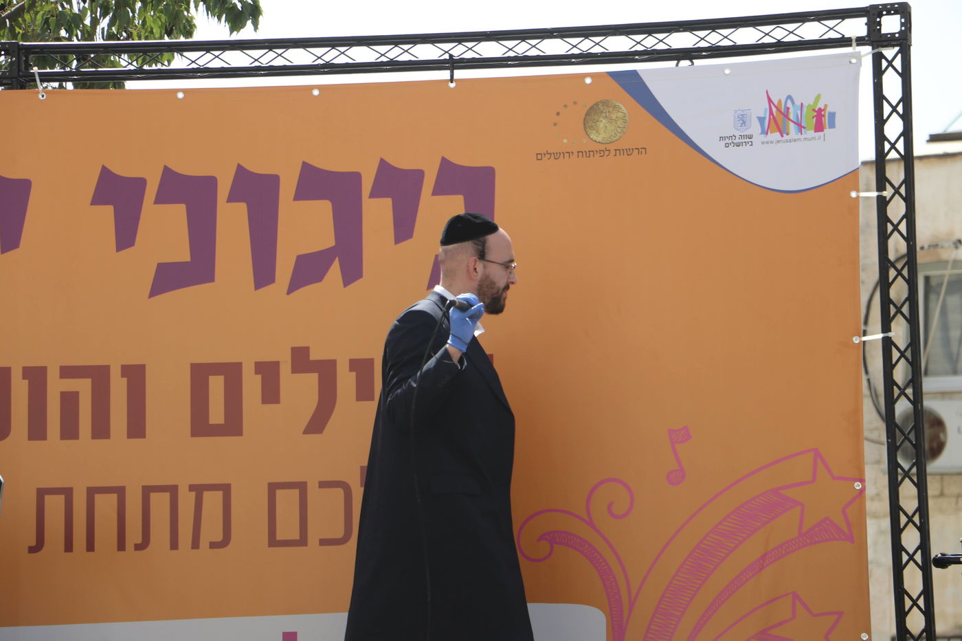 המשאית של ליאון שימחה בהר נוף • תיעוד