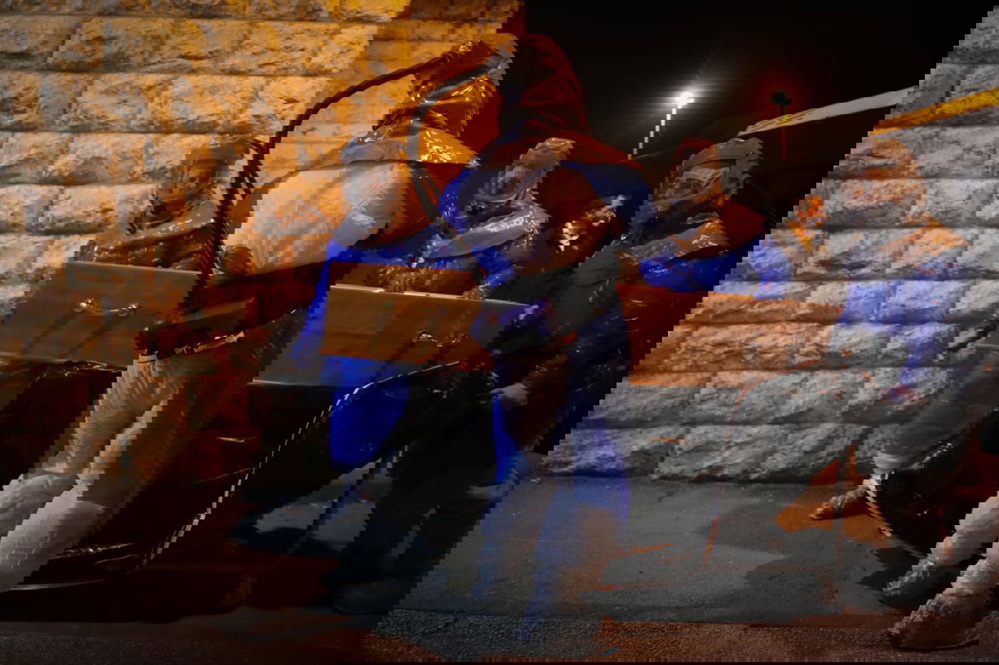 תיעוד מ'שמגר': מסע הלוויה של חולה 'קורונה'