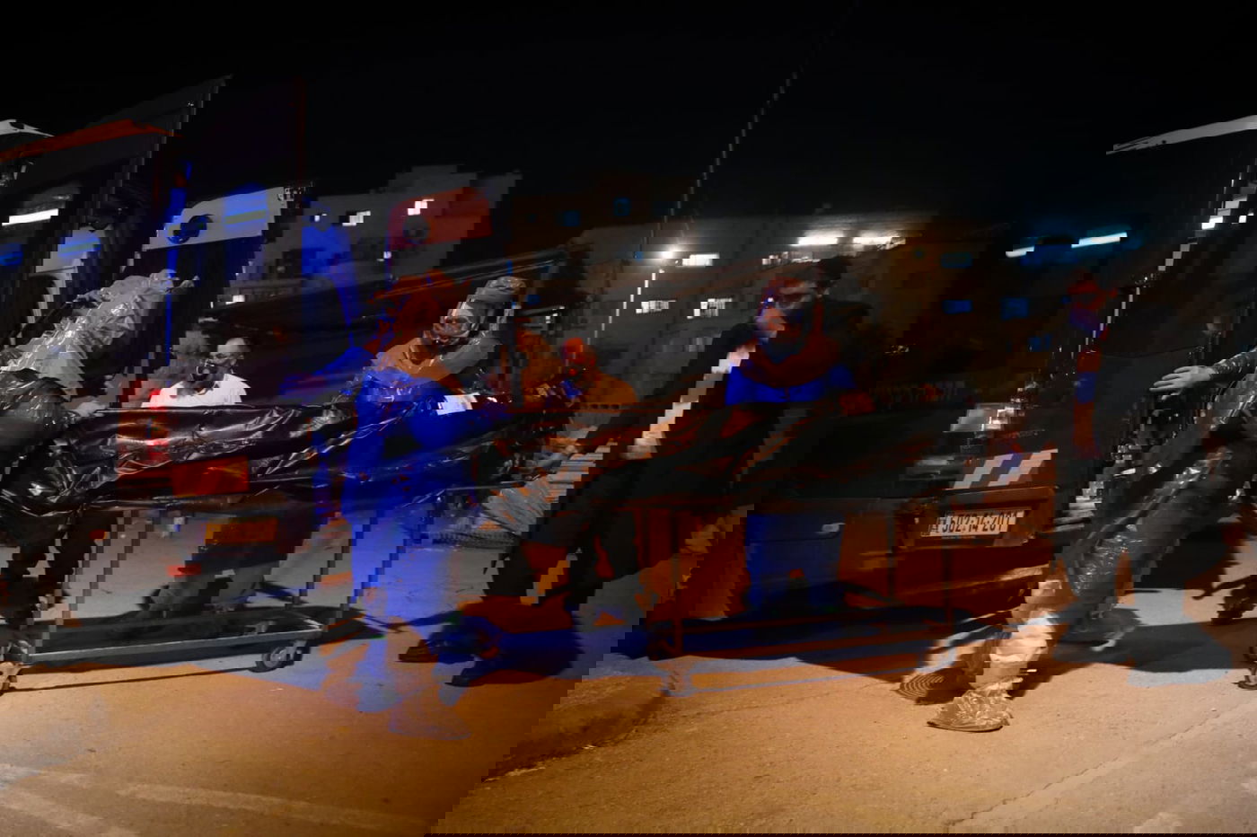 תיעוד מ'שמגר': מסע הלוויה של חולה 'קורונה'