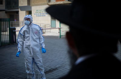 תעלומה: האם החרדי המבוגר מת מקורונה?