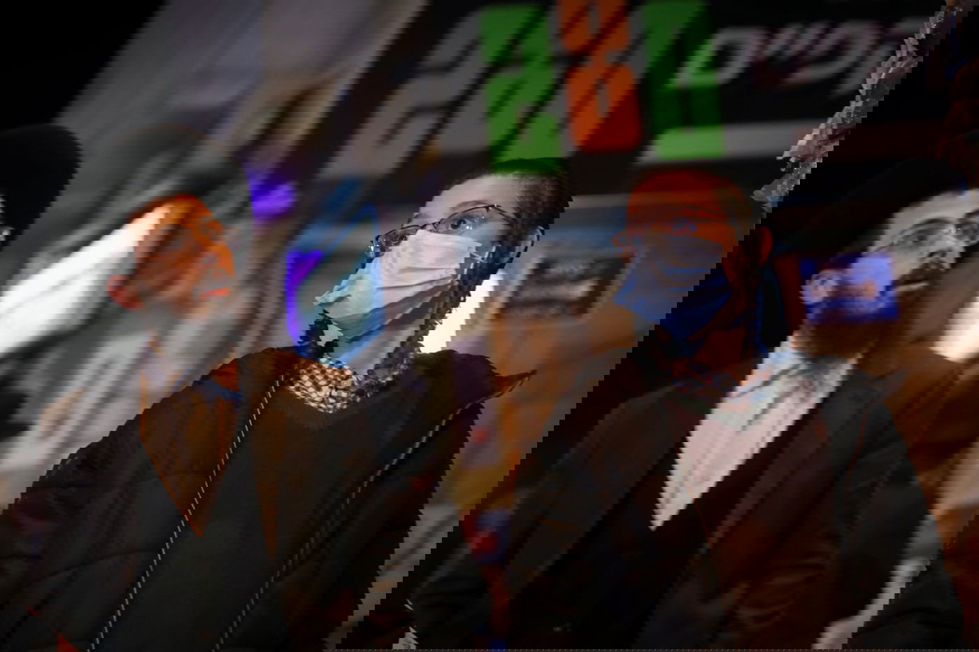 כאש בשדה קוצים // דפנה קורץ