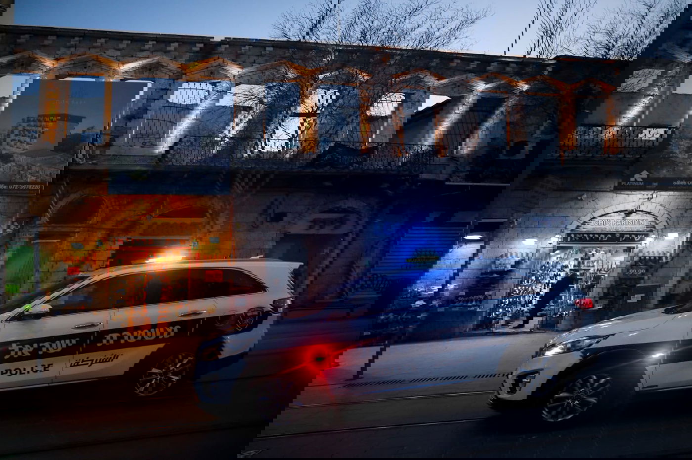 צפו: המשטרה סוגרת את שכונת גאולה בירושלים