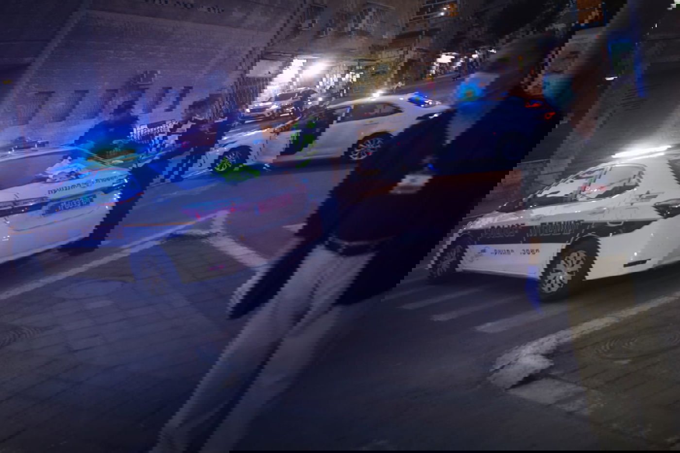 צפו: המשטרה סוגרת את שכונת גאולה בירושלים