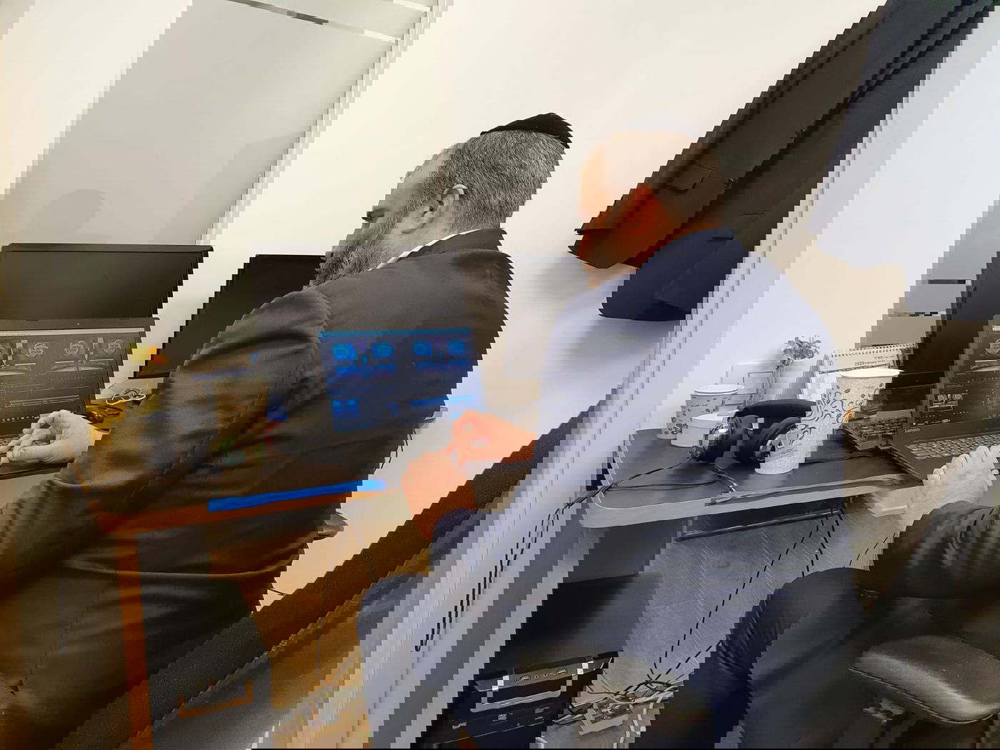 זופניק בכיכר • כל התמונות והנייעס של שבוע ה'קורונה'