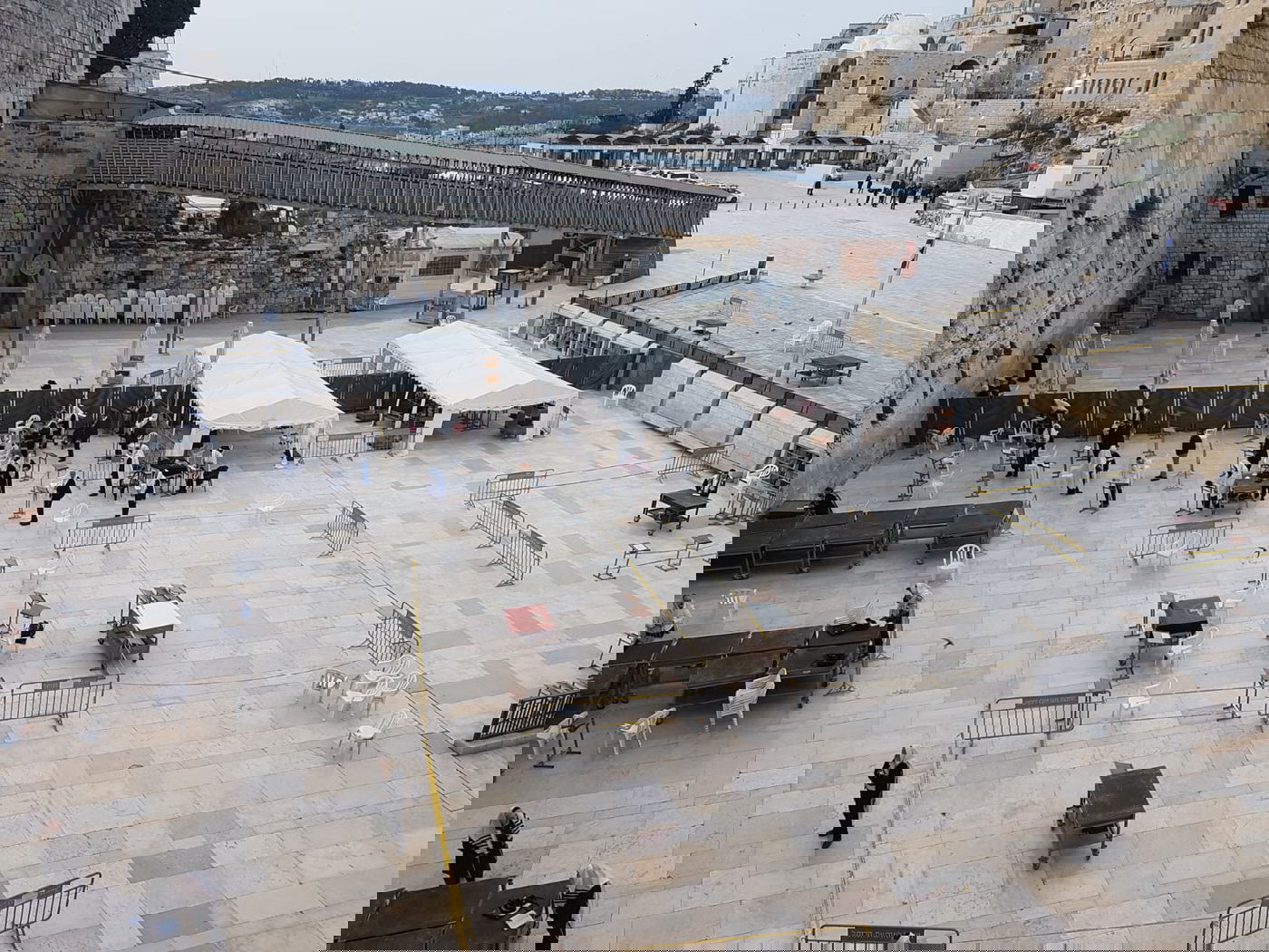 תיעוד עצוב: ראש חודש ריק בכותל המערבי