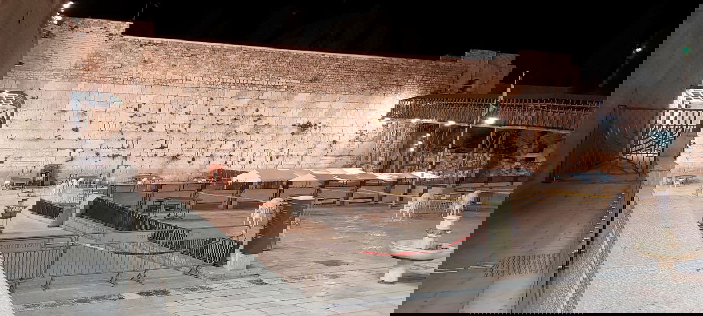 תיעוד עצוב: ראש חודש ריק בכותל המערבי