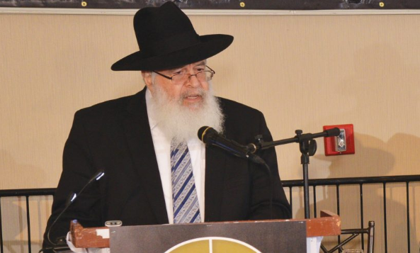 הרב פלוצ'וק בדינר של ישיבתו