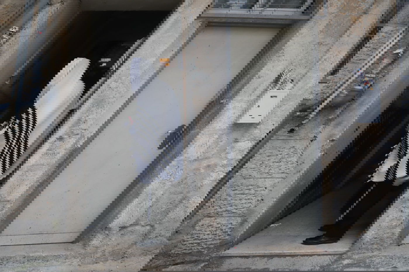 תיעוד: כוחות המשטרה פשטו על 'זכרון משה'