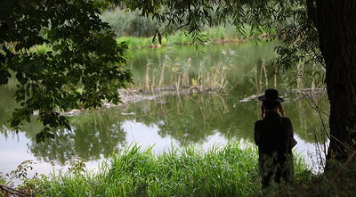 האמונה פורצת מתוך אנחה, צעקה ודילוג