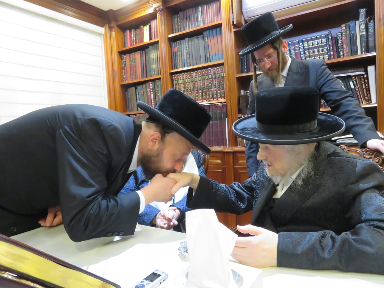 האדמו"ר מווערדאן זצוק"ל (צילום: אלי דויטש)