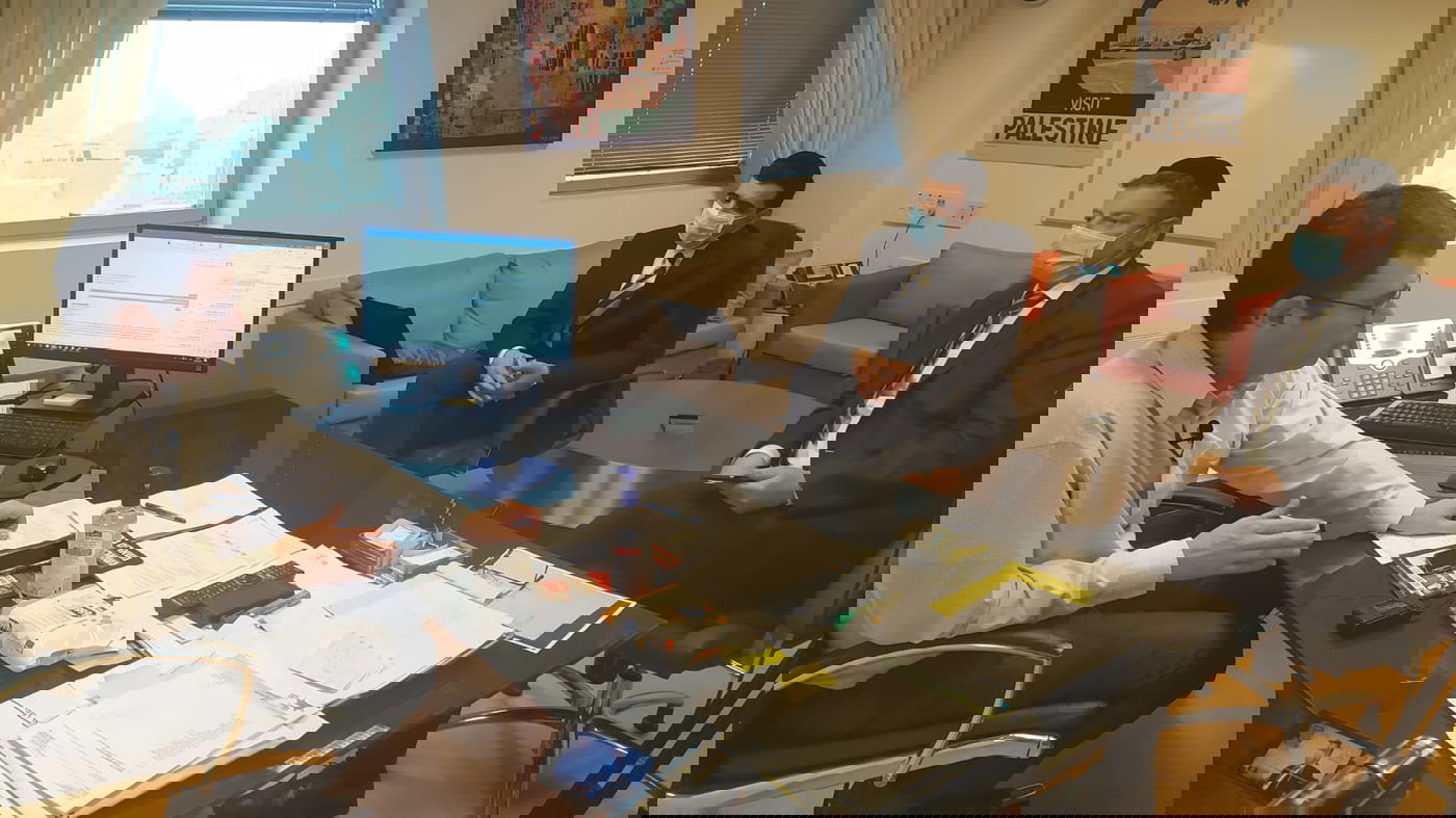 זופניק בכיכר • כל התמונות והנייעס של אימת ה'קורונה'