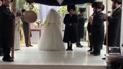 צפו בחופה המרגשת בבית הפרטי בניו יורק