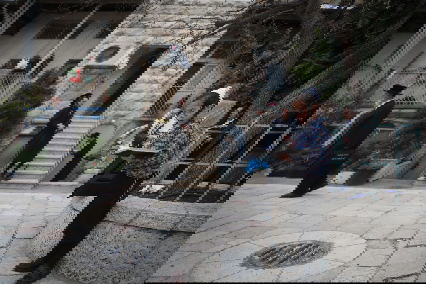 מיוחד: תפילת המרפסות במאה שערים • צפו