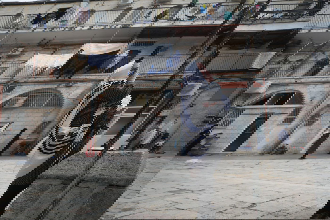 מיוחד: תפילת המרפסות במאה שערים • צפו