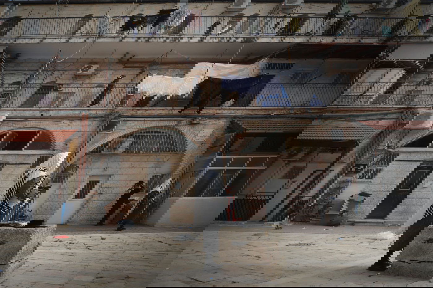 מיוחד: תפילת המרפסות במאה שערים • צפו