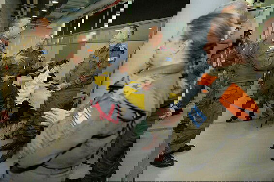 הרמטכ"ל בחדר הפיקוד של האוגדה