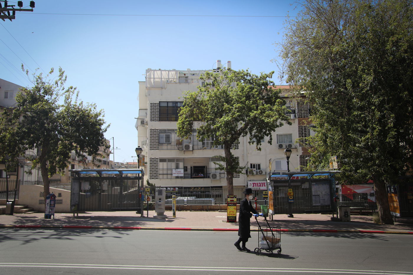 גלריה נרחבת: העיר בני ברק תחת הסגר