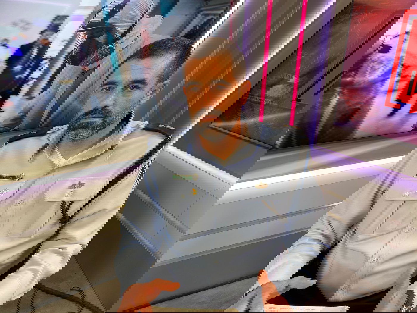 מפיק: איציק אוחנה