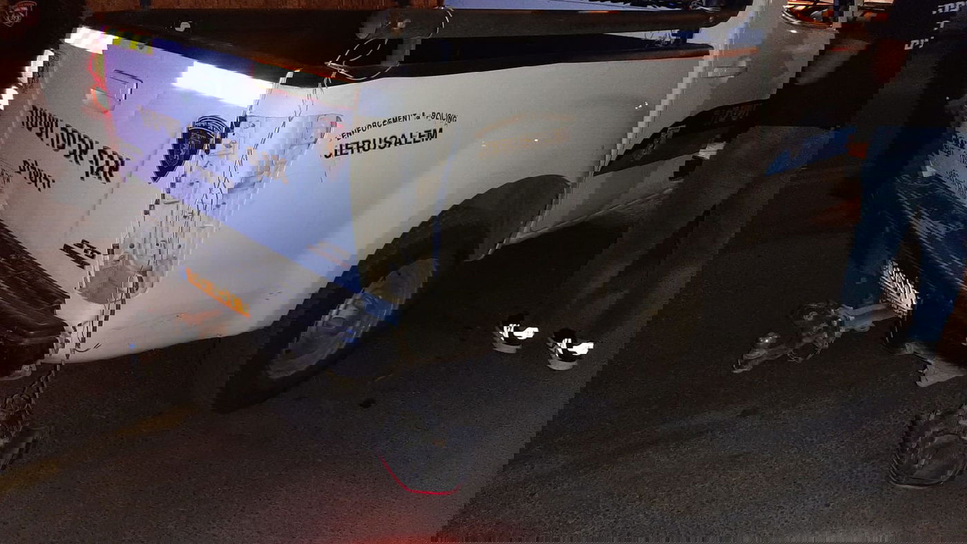 שוב: קיצונים רגמו באבנים דוגמים של מד"א