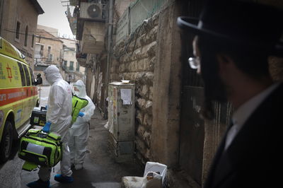 כך תעבירו את סכנת הקורונה לחרדים / דעה