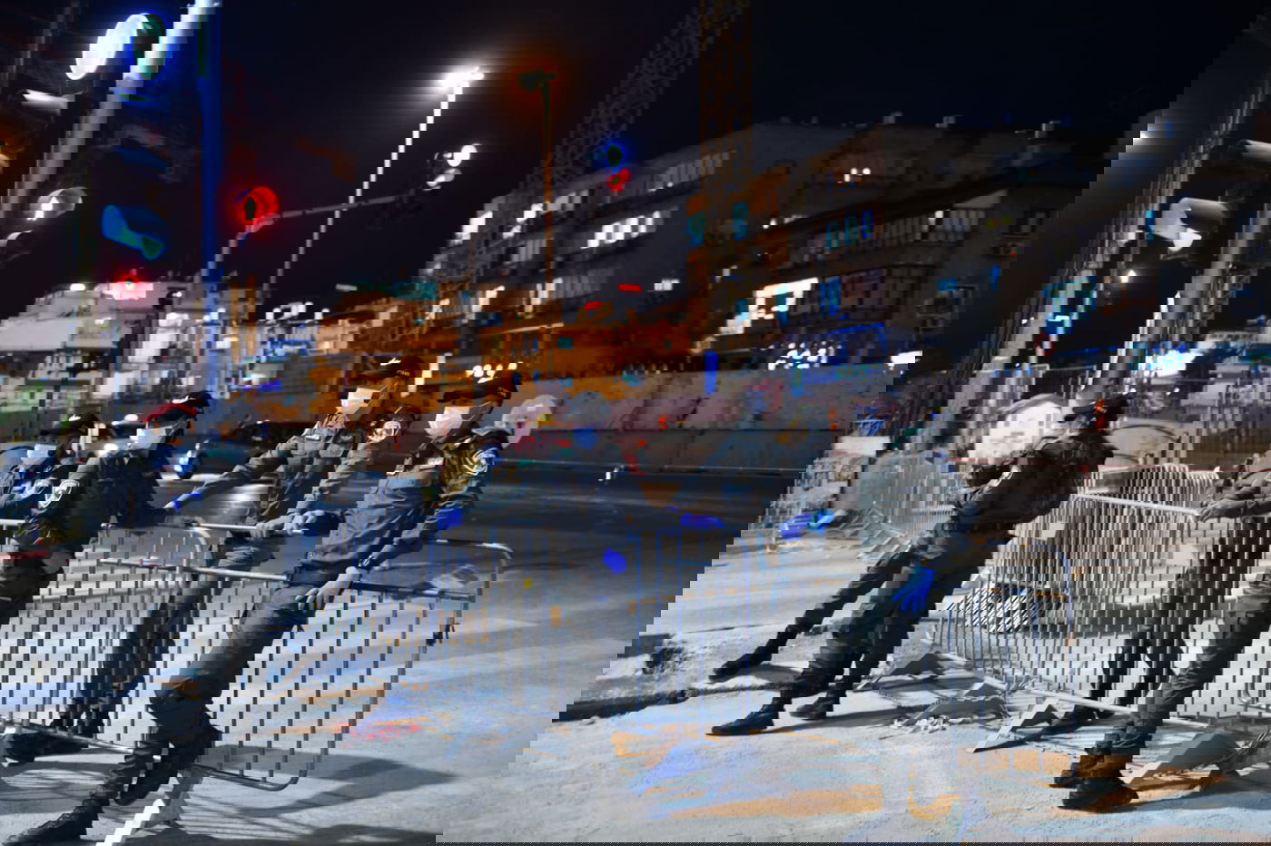 תיעוד נרחב: ההסגר בבני ברק • ביום ובלילה