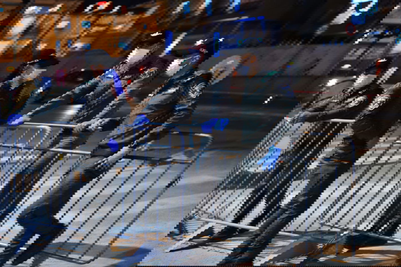 תיעוד נרחב: ההסגר בבני ברק • ביום ובלילה