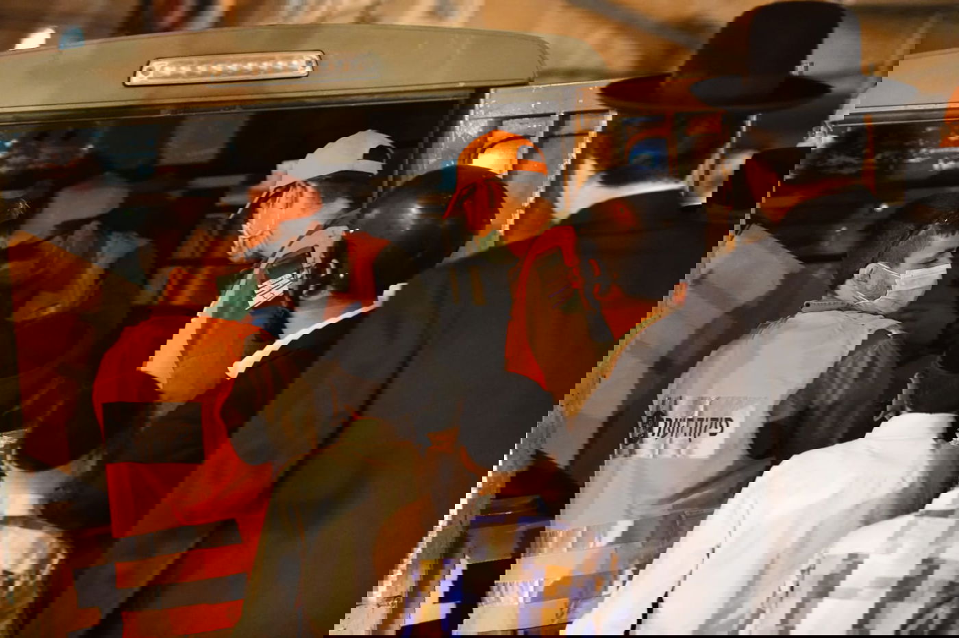 תיעוד נרחב: ההסגר בבני ברק • ביום ובלילה