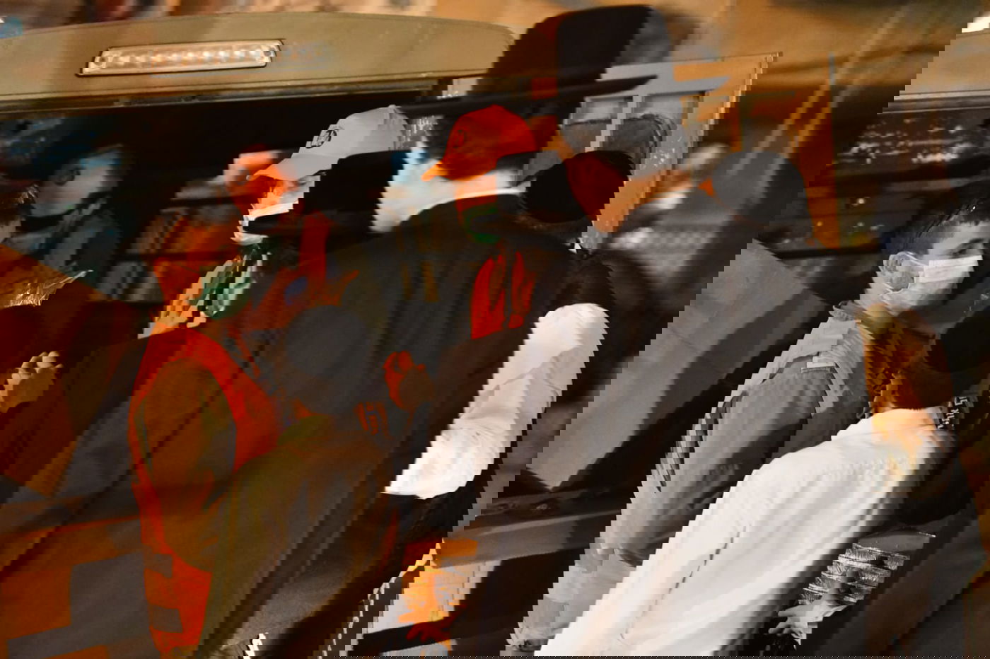 תיעוד נרחב: ההסגר בבני ברק • ביום ובלילה