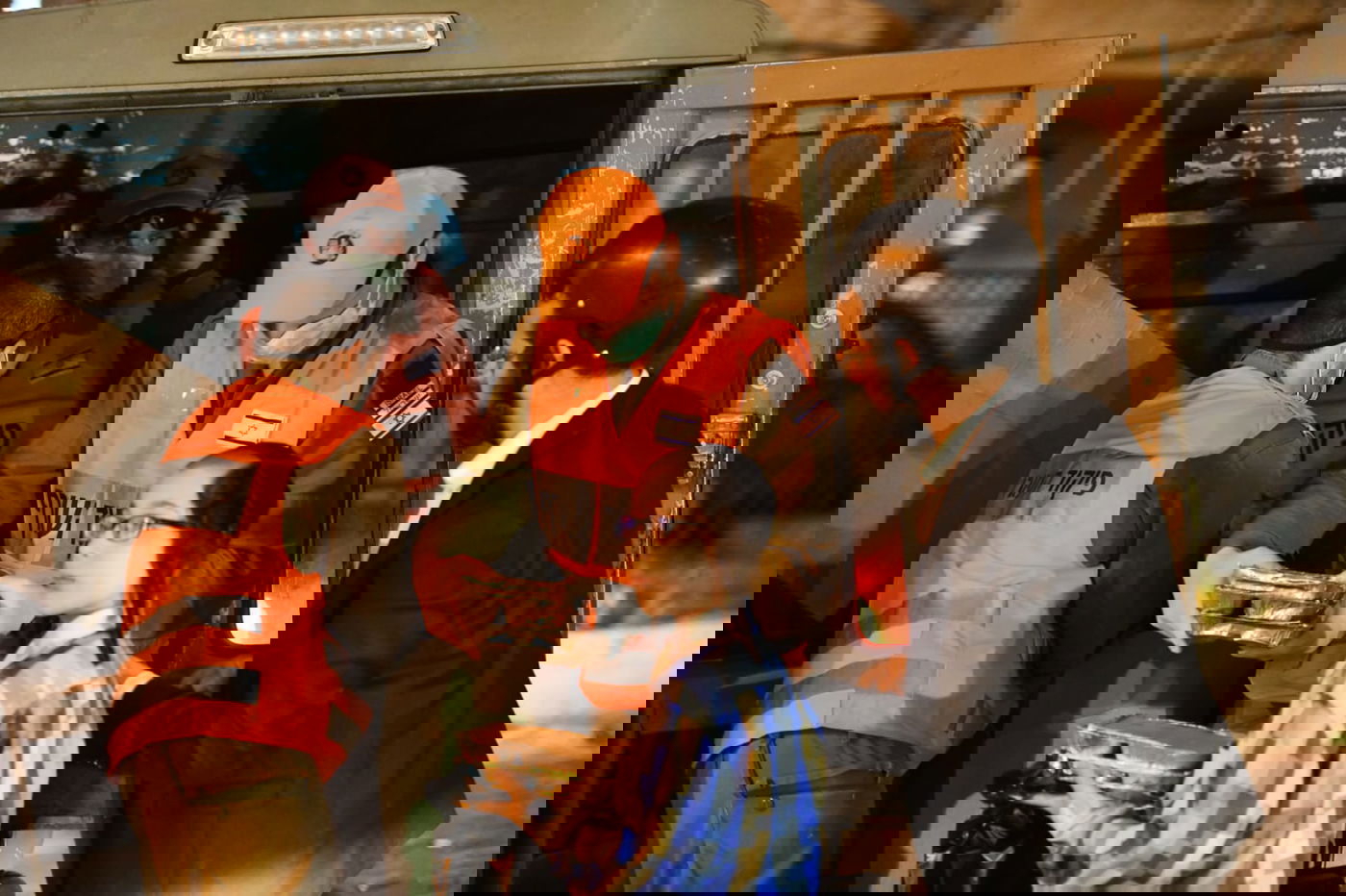 תיעוד נרחב: ההסגר בבני ברק • ביום ובלילה