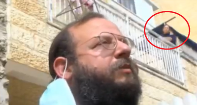 הנערה שהסכימה להיכנס לגוב האריות • צפו