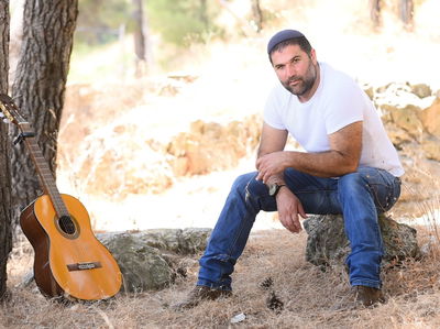 חיים סיטון בסינגל חדש: "יציאת מצרים"