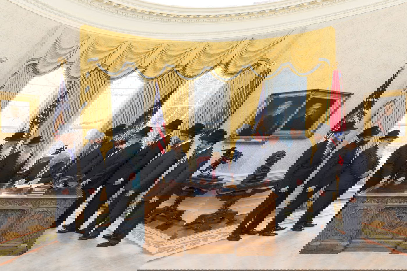 טראמפ הכריז על 'יום חינוך' לזכרו של הרבי מליובאוויטש