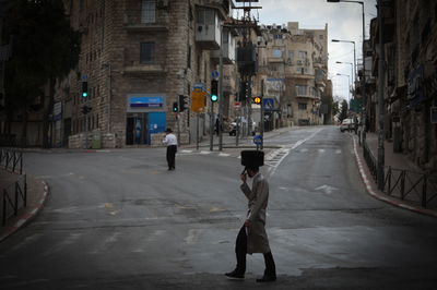 דיינו, אחד הוא אלוקינו // דפנה קורץ