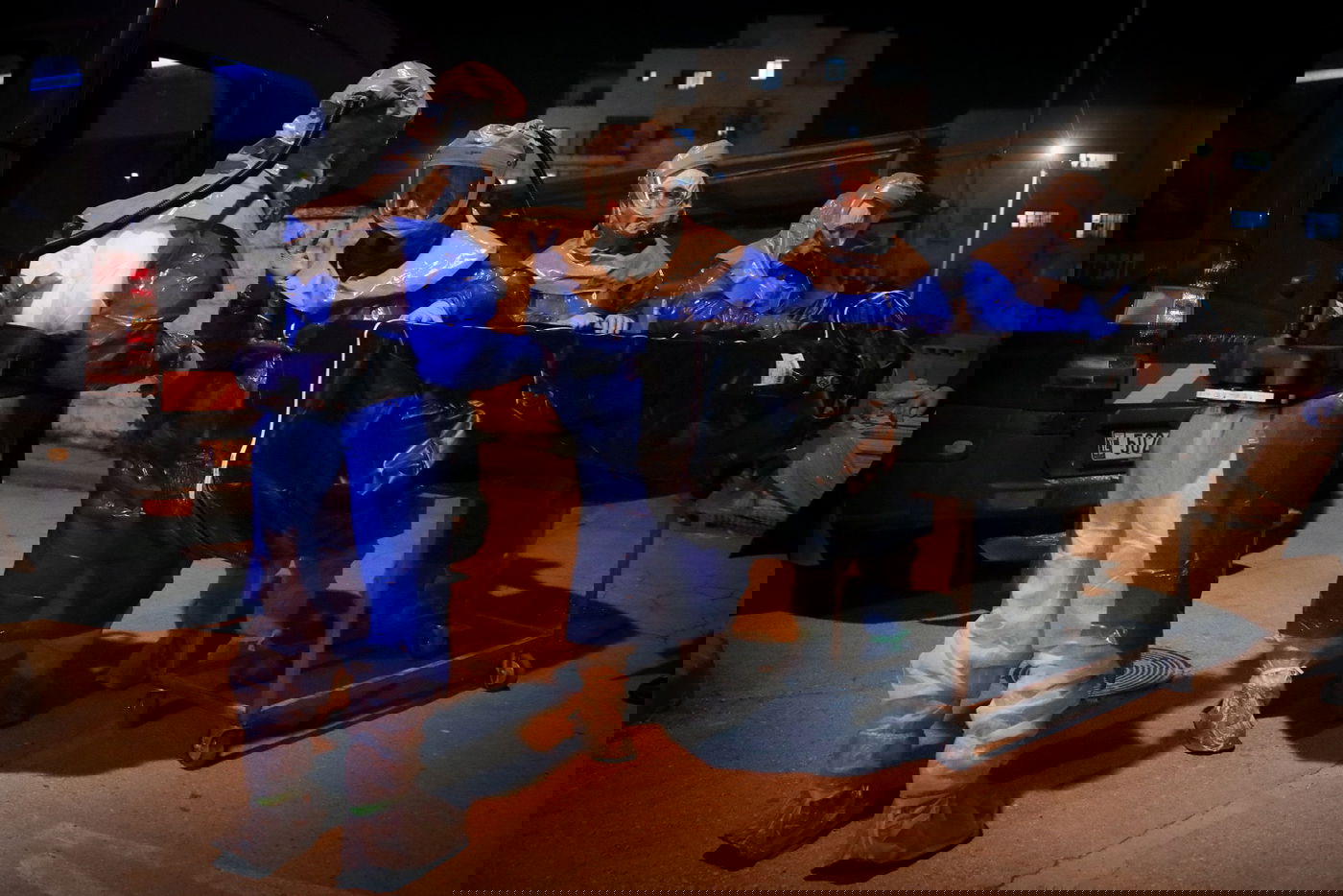 חולה קורונה מובא לקבורה. אילוסטרציה