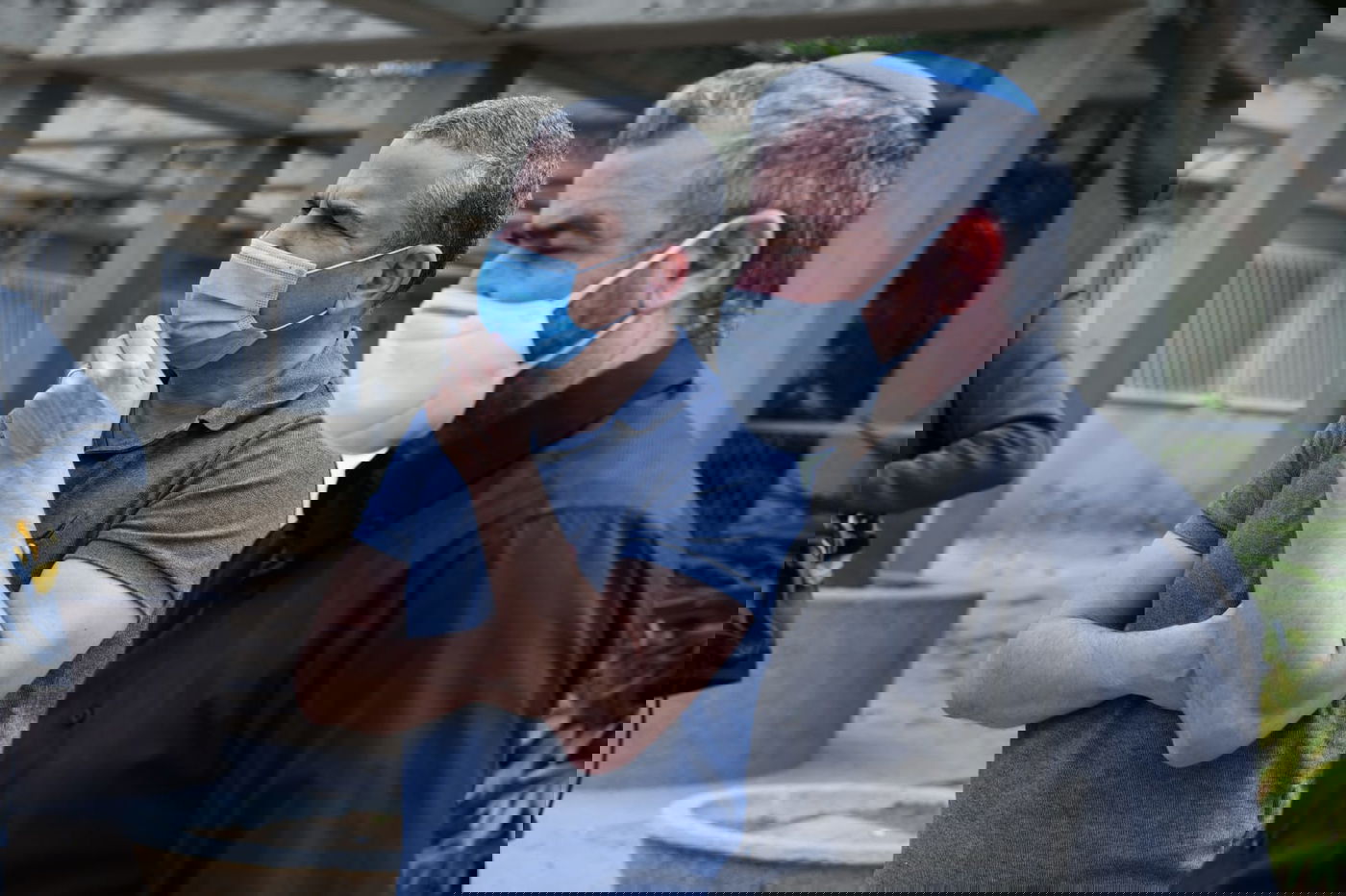 שמעון ריקלין וינון מגל רקדו בבני ברק • תיעוד