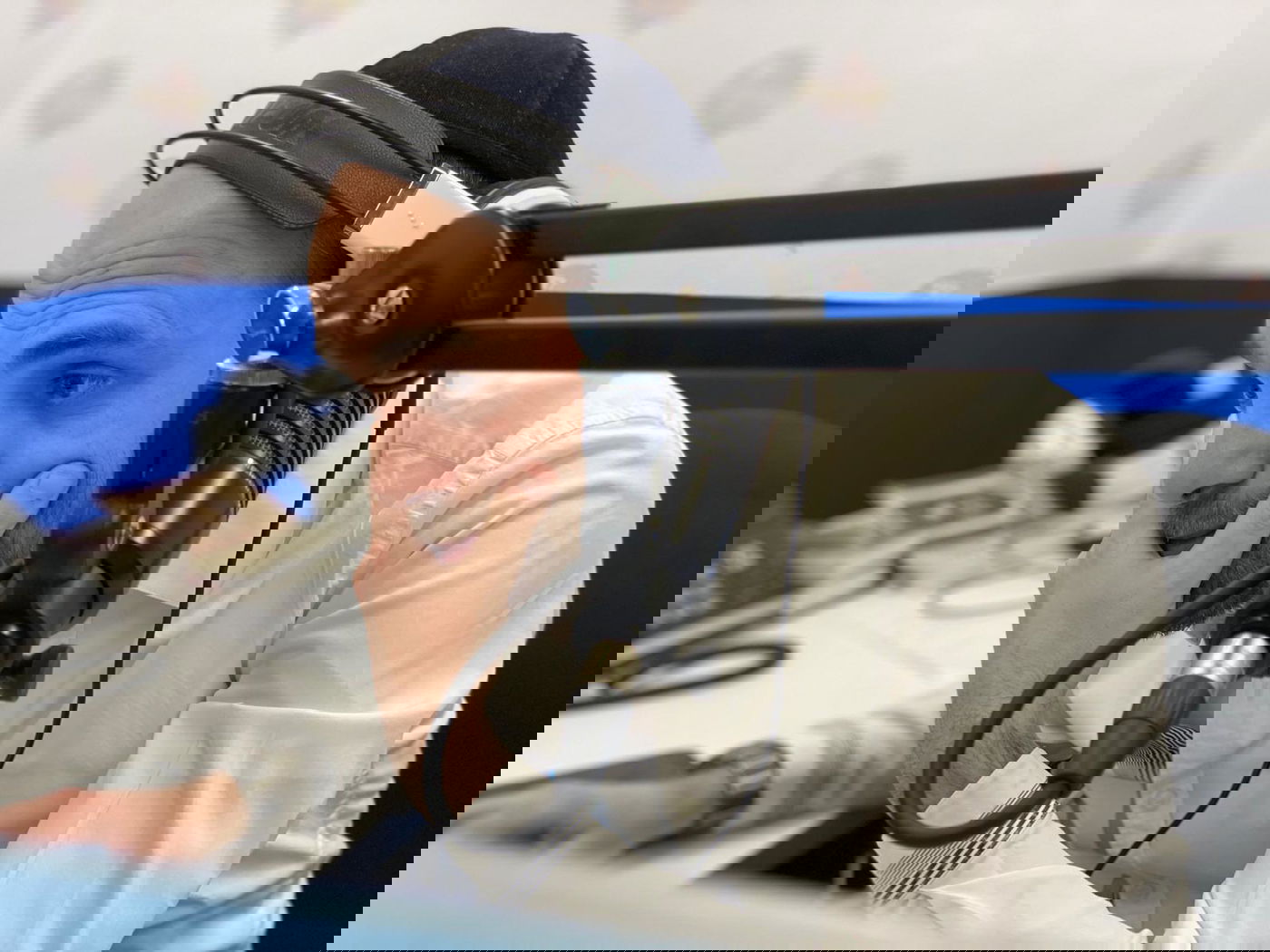 "יש האטה בהתפשטות"; המסר המרגיע של מני גירא-שוורץ • צפו