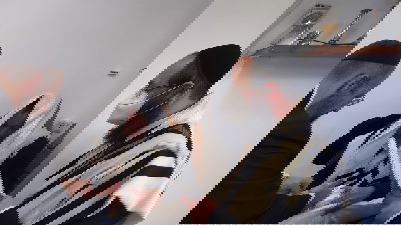 שעה לאחר ההלוויה: ברית לנכד זקן הראשונים לציון זצ"ל