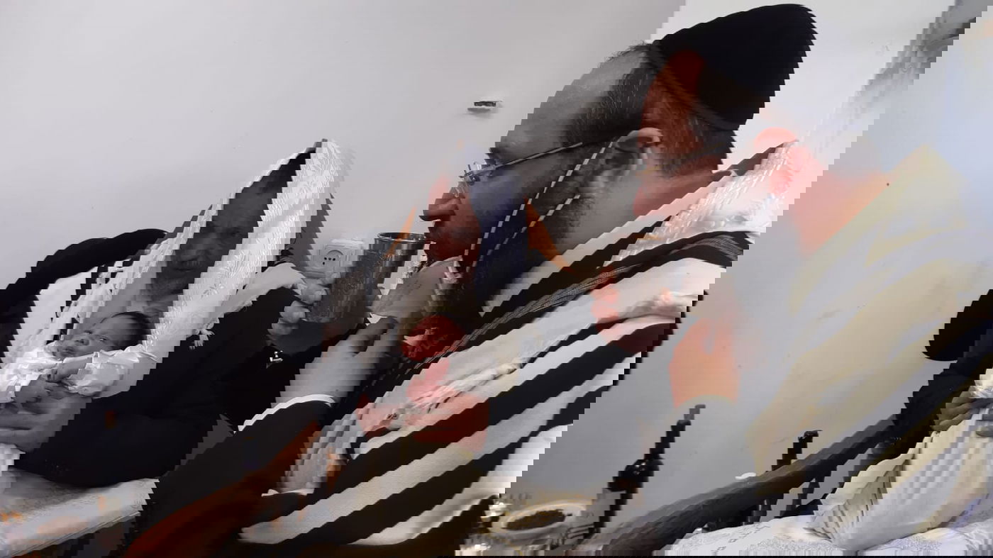 שעה לאחר ההלוויה: ברית לנכד זקן הראשונים לציון זצ"ל