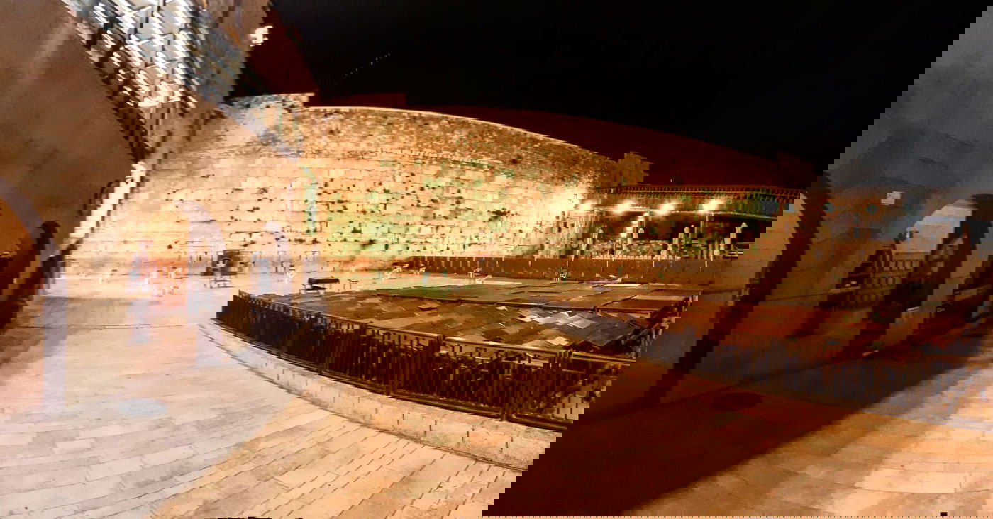 שריד בית מקדשנו: זעקתו של הכותל הדומם // זלמן שטוב