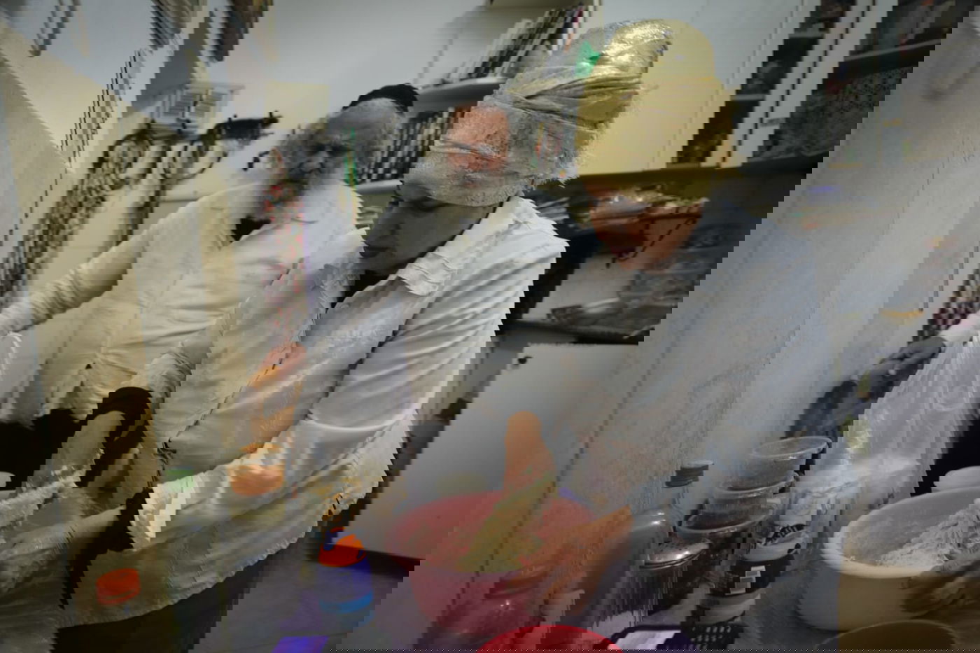 כך משפחת מגידיש הכינה מופלטות • תיעוד