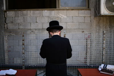 תפילה בבני ברק. אילוסטרציה