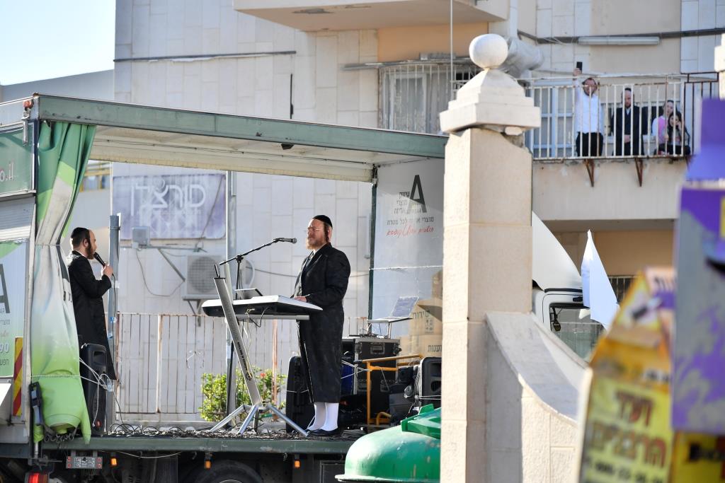 שגרת החיים של תושבי אשדוד החרדים בצל הקורונה - צפו