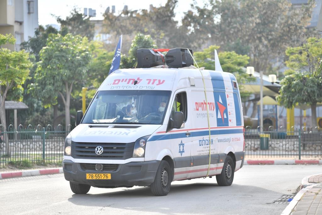 שגרת החיים של תושבי אשדוד החרדים בצל הקורונה - צפו