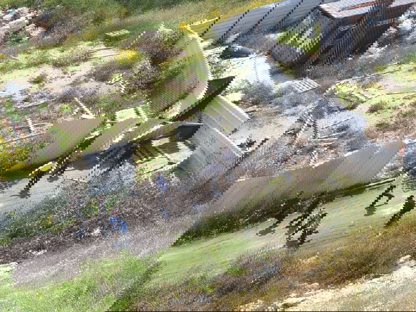 המשטרה פשטה על חיידר פעיל של 'הפלג' ועצרה אנשי צוות