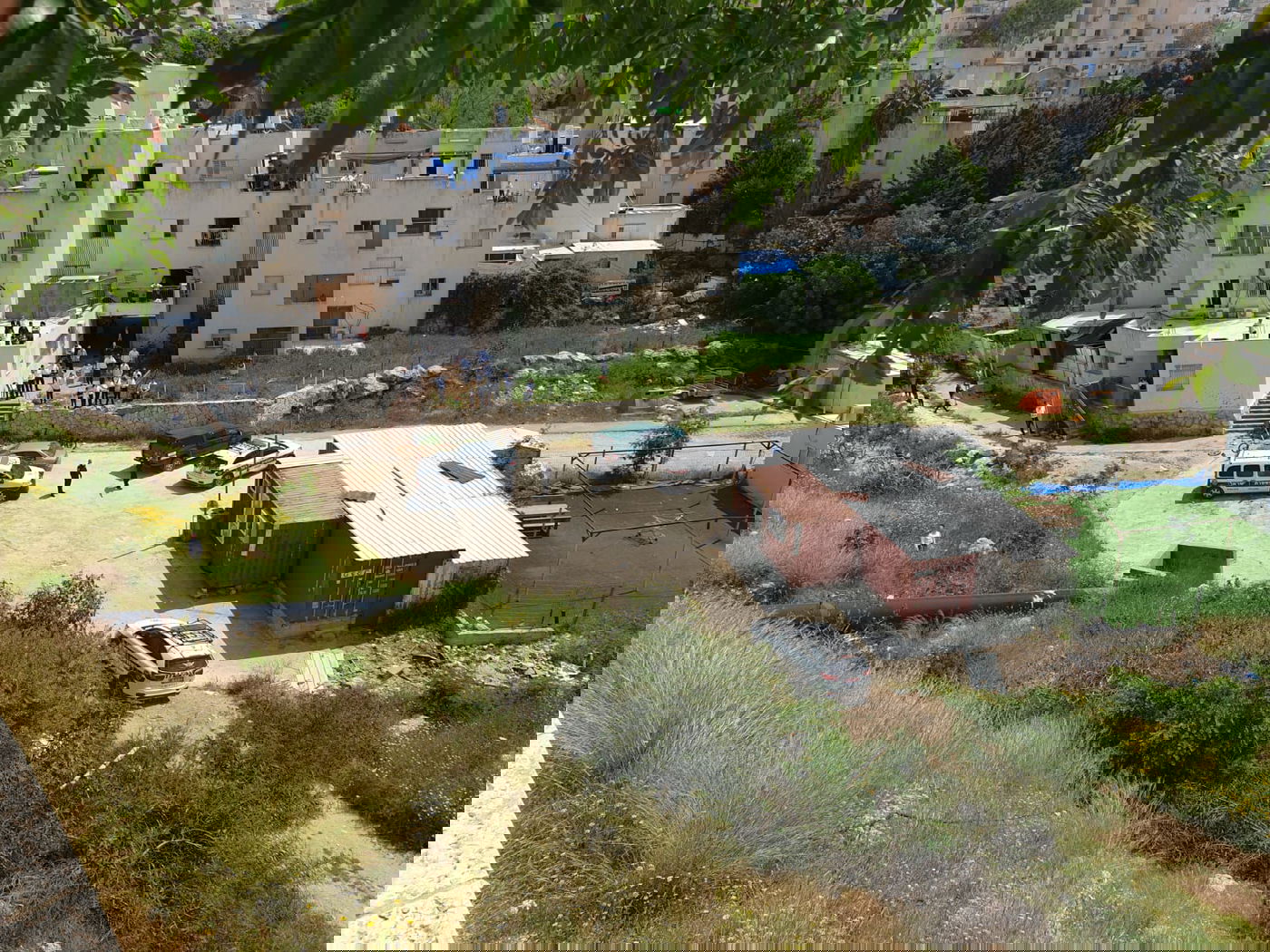 המשטרה פשטה על חיידר פעיל של 'הפלג' ועצרה אנשי צוות